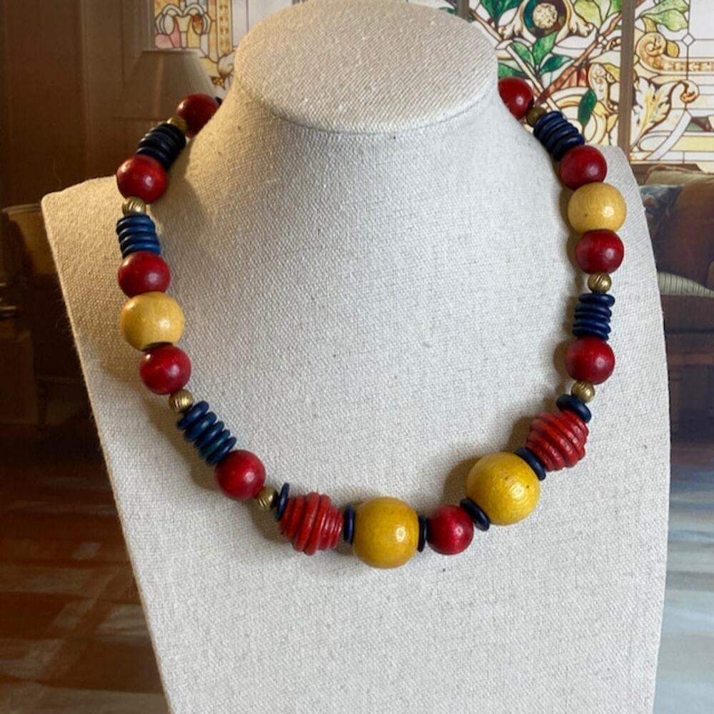Festive Artisan-Made Red & Blue Wood Bead Necklace w/Barrel Clasp EUC